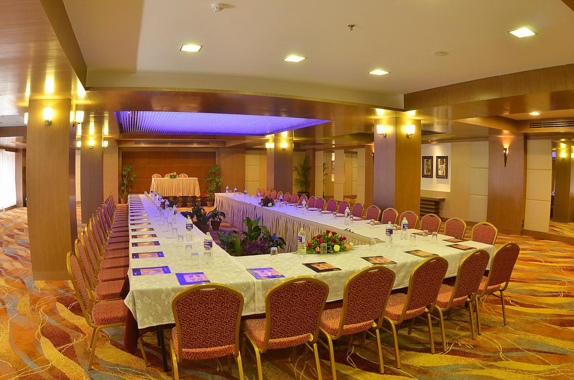 Radisson Hotel Kathmandu Exterior foto